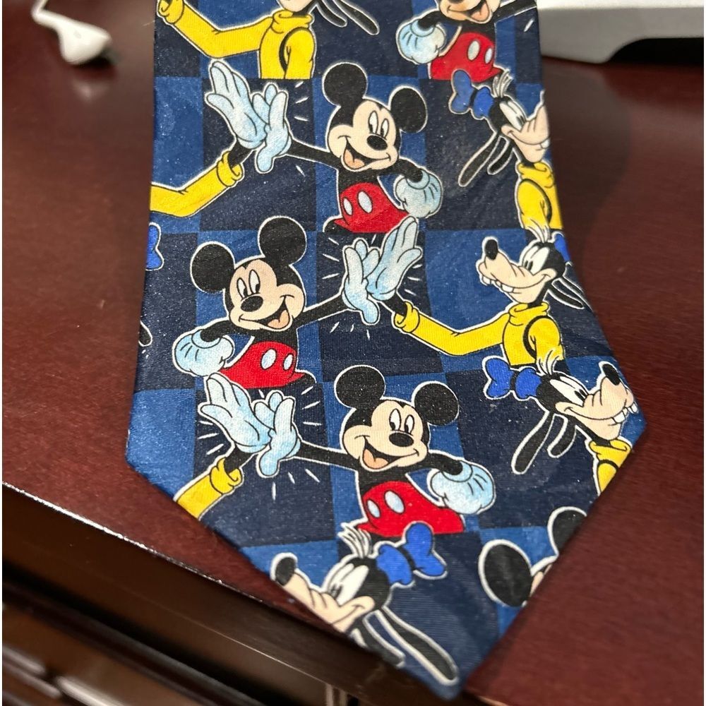 Mickey Unlimited Tie Vintage Disney Blue with Mickey & Goofy High Five